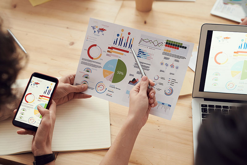Building a Sustainable Future: How Advizzo Aids UK Utilities in Reporting and Achieving Goals